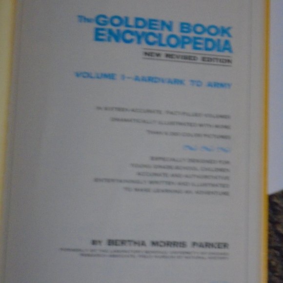 VINTAGE Golden Book Encyclopedia 1970 Complete Set 16 Vol - Picture 15 of 16